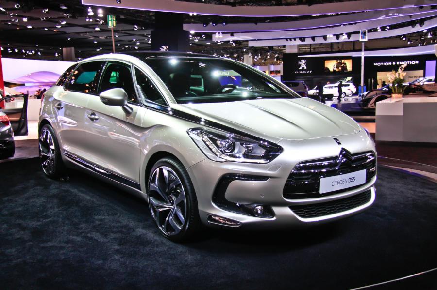  Citroen DS5 2012 года  (фото 66 из 182)